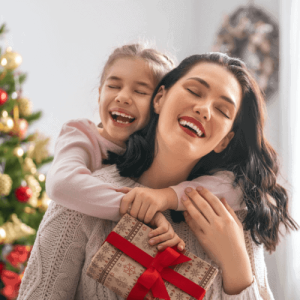 6 Wonderful Christmas Gifts for Moms Under $25